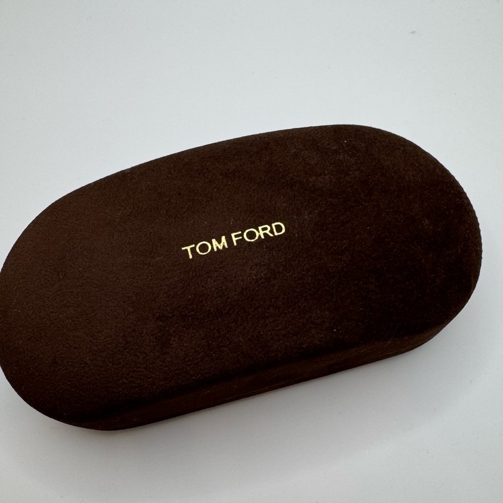 Tom Ford - sunglasses with case - Like New - never worn - 53-19-145 - Picture 10 of 15